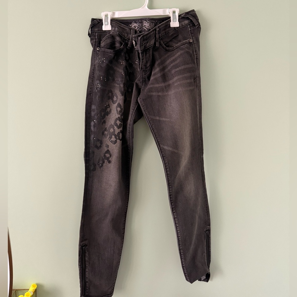 Midwaisted leather grey jeans